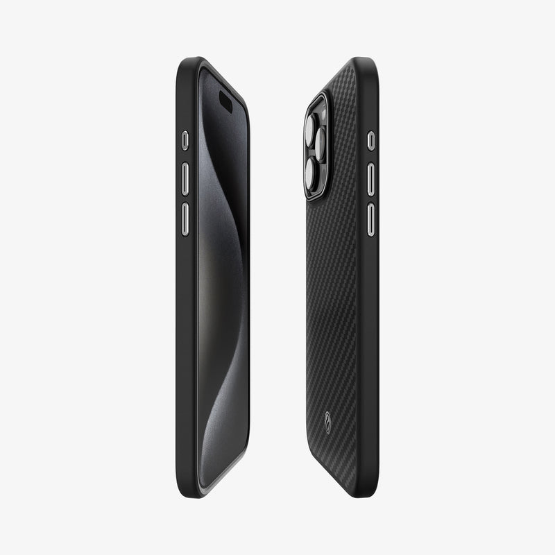 Introducing the Protective Rhinoshield Solidsuit Case for iPhone 15 Pr