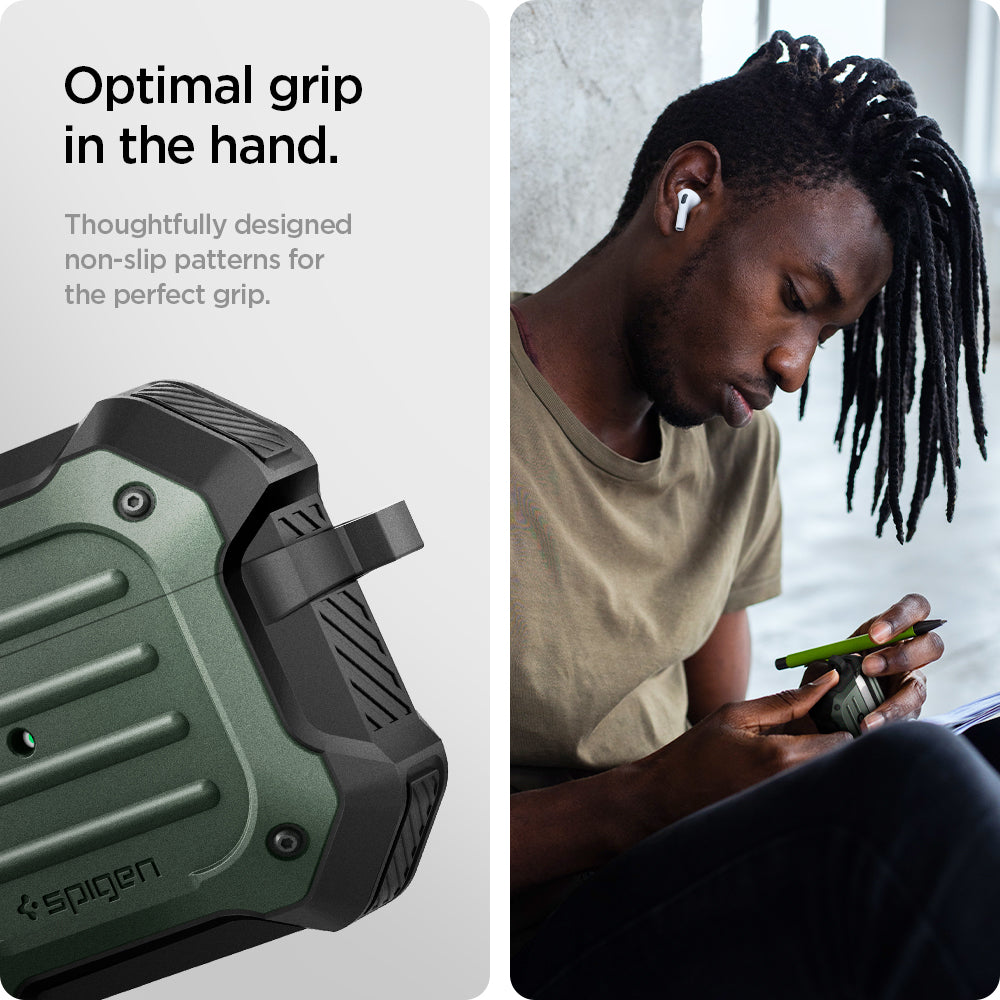 ASD01988 - Apple AirPods 3 Case Tough Armor in military green showing the optimal grip in the hand. Thoughtfully designed non-slip patterns for the perfect grip